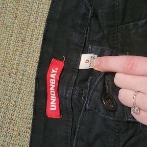 UNIONBAY Low Rise Black Jeans, size 0